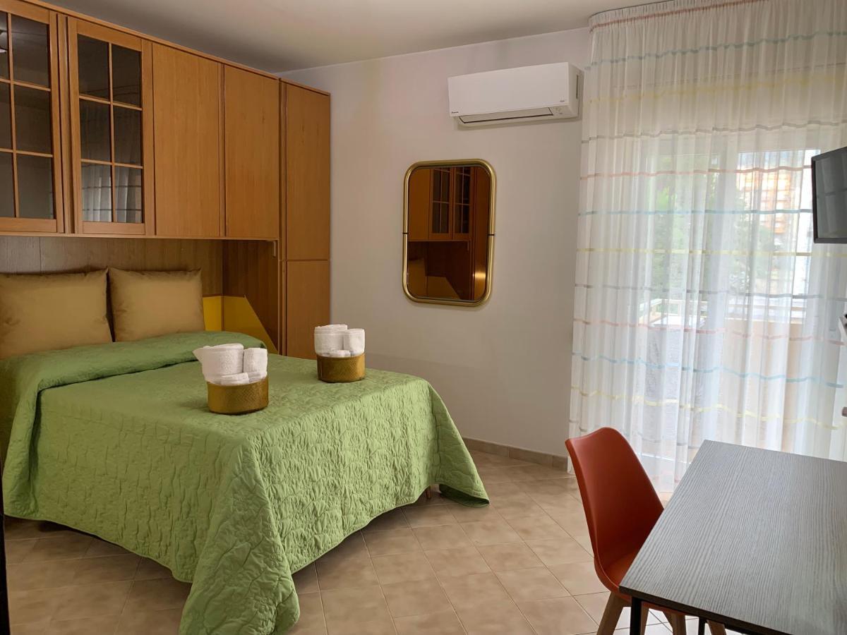 La Casa Di Angelica Apartment Trapani Bagian luar foto